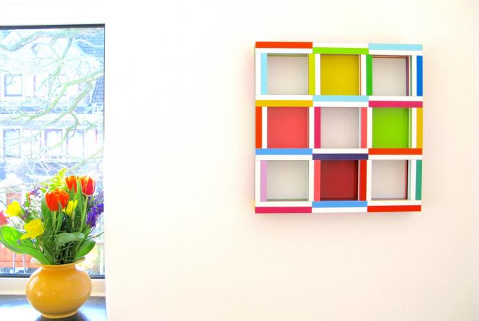 Dieter Balzer, Manga, 2012, Folie und MDF, 40 x 40 x 5 cm