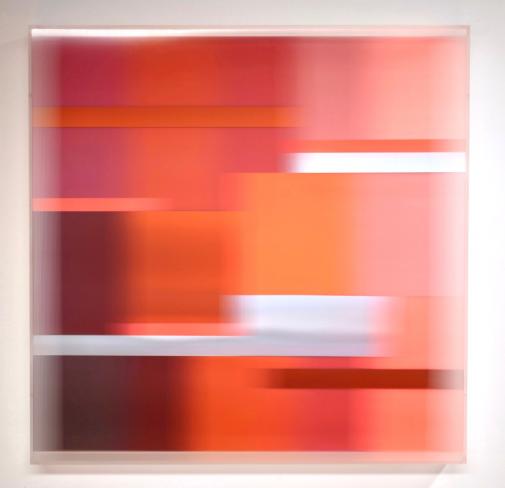 Christiane Grimm, feel it still III, 2023, Mischtechnik und Acrylglas, 100 x 100 x 10 cm