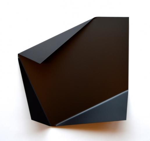 Dirk Rathke, Folder #785, 2016, Stahlblech lackiert, 25 x 25 x 7 cm