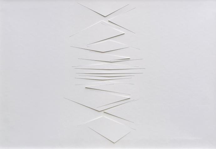 Franz Riedl, Horizontale Schichtung IV, 2017, Papierrelief, Karton geschnitten, 45 x 61.5 cm