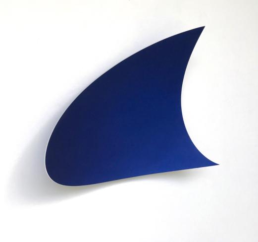 Heiner Thiel, WVZ 673, 2018, eloxiertes Aluminium, 90 x 73 x 20 cm