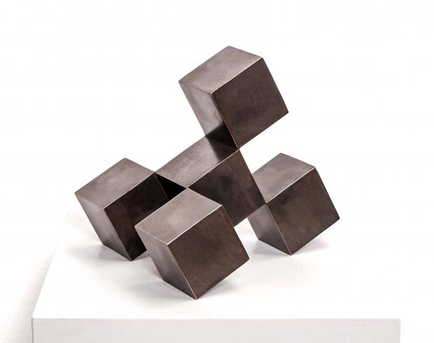 Stephan Siebers, CUBECUBE, Stahl patiniert, 30 x 30 x 30 cm