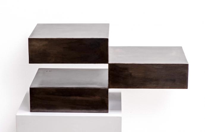Stephan Siebers, Cube in three pieces, Stahl patiniert, 60 x 30 x 30 cm