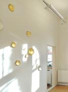 Diederik Storms, Drops of Gold -  Installation, Galerie Corona Unger