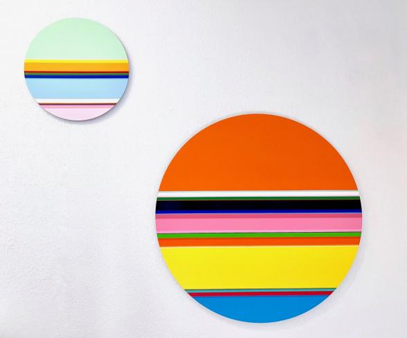 Nicholas Bodde, Zwei circles, Öl und Acryl auf Aluminium, dm 40 cm und 80 cm
