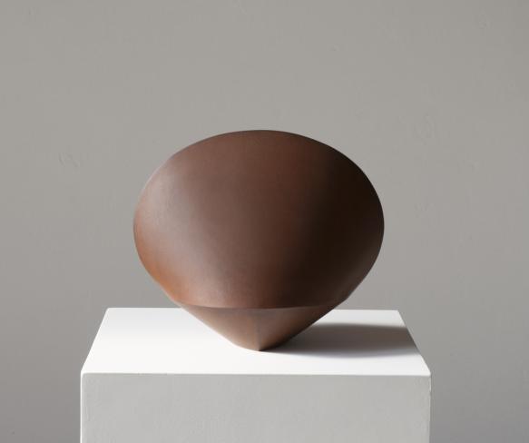 Rüdiger Seidt, Zygomorphe B, 2014, Mild steel, 26 x 31 x 24 cm