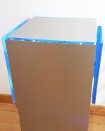 Siegfried Kreitner, Breathing Cube, 2019, Aluminium, Neonsystem Blau, E-Motor 1 U/min, 101 x 28-31 x 28-31 cm, Detail
