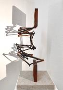 Thomas Röthel, Drehung, 2025, Stahl, Höhe 58 cm, Plinthe 5 cm