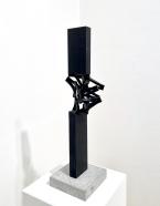 Thomas Röthel, Drehung, Stahl, Höhe 36,5 cm, Plinthe 2,5 cm