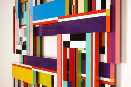 Dieter Balzer, Xeol (17-2), 2017, Farbfolie auf MDF, 90 x 90 x 7 cm, Seitenansicht im Detail