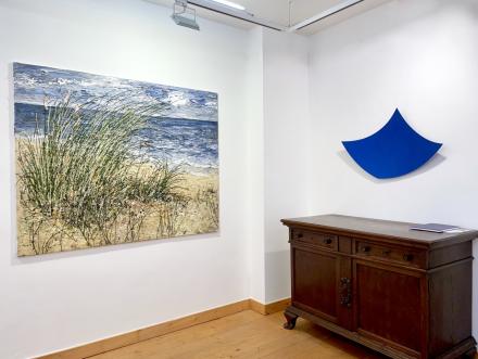 2. Galerie-Etage mit Werken von Helmut Helmes und Heiner Thiel