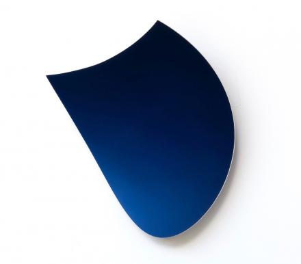 Heiner Thiel, wvz 732, 2020, eloxiertes Aluminium, 90 x 90 x 15 cm