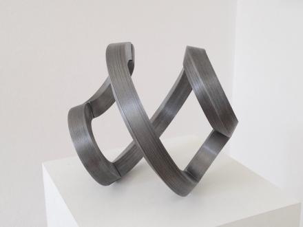 Robert Krainhöfner, Vierkantkugel, Stahl, Dm 22 cm