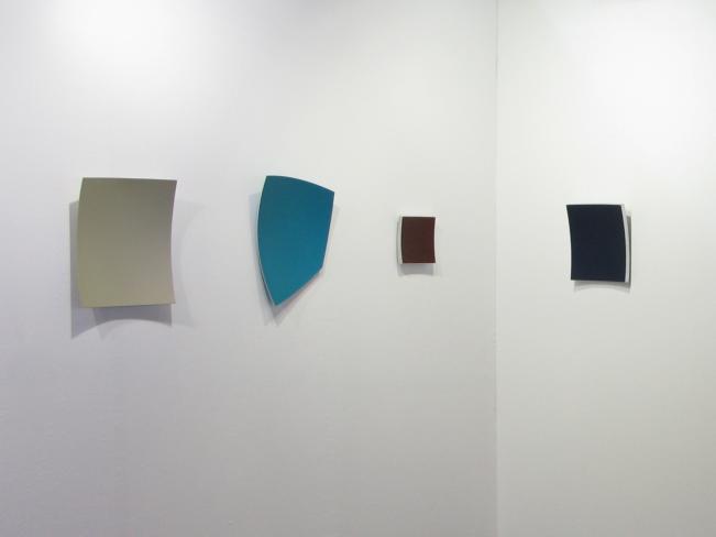 Heiner Thiel, WVZ 387, eloxiertes Aluminium, 45 x 40 x 6 cm, WVZ 576, 50 x 35 x 6 cm, WVZ 564, 20 x 20 x 3.5 cm, WVZ 561, 33 x 30 x 5 cm