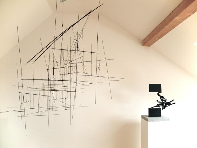 Knopp Ferro, Linienschiff 20-11, Eisen, 130 x 120 x 79 cm, Ausstellungsansicht (mit Thomas Röthel, Stahldrehung)